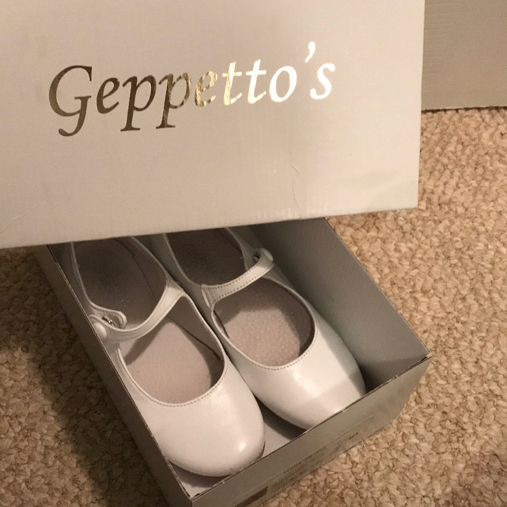 Girls size us 12 Geppetto’s white leather shoes